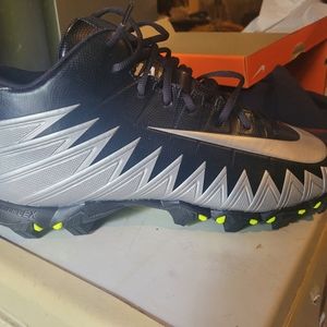 Nike Football cleats/size 16